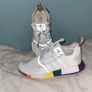 NMD R1 Pride Edition